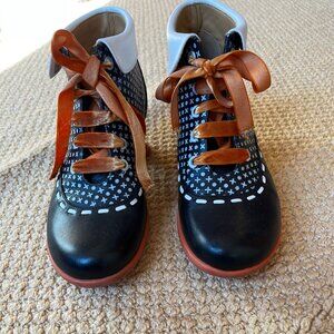 John Fluevog Shoes Size 8